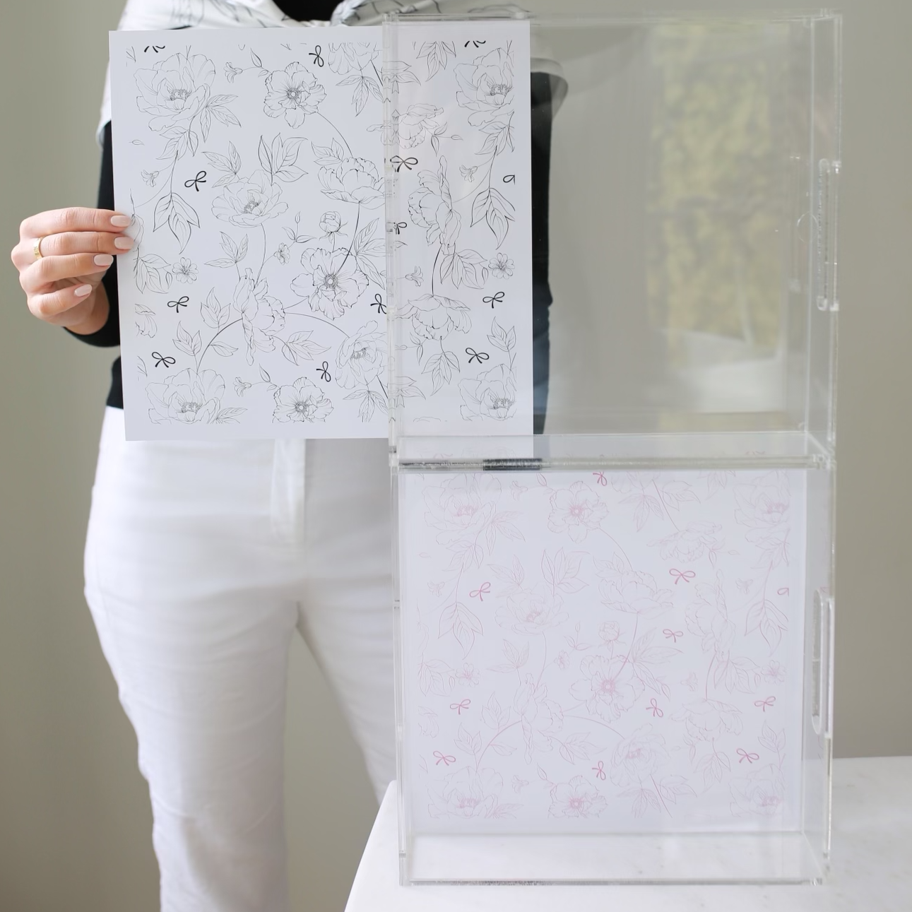 Acrylic Tray with three changeable inserts emilyOandbows