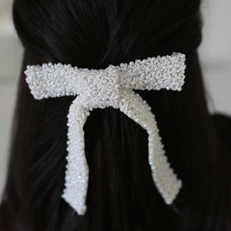 Bow Pearl Hairbow