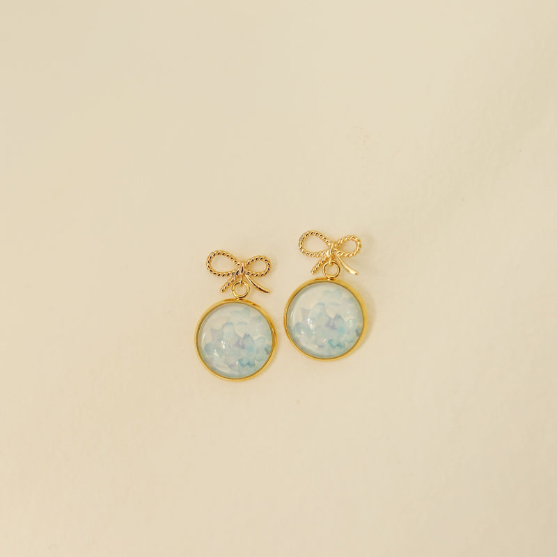 Hydrangea Drop Down Earring with Gold Bow