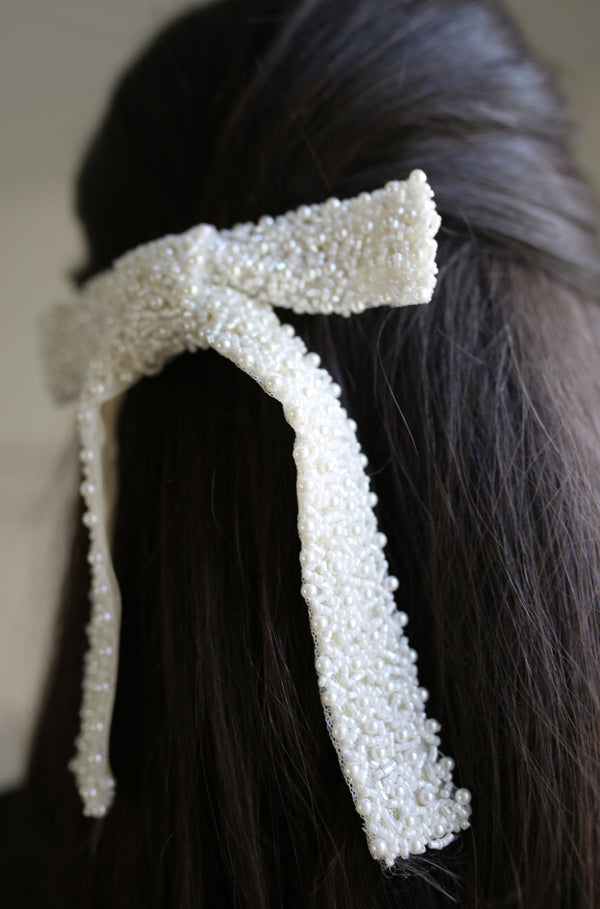 Bow Pearl Hairbow